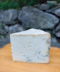 queso azul leche cruda de cabra