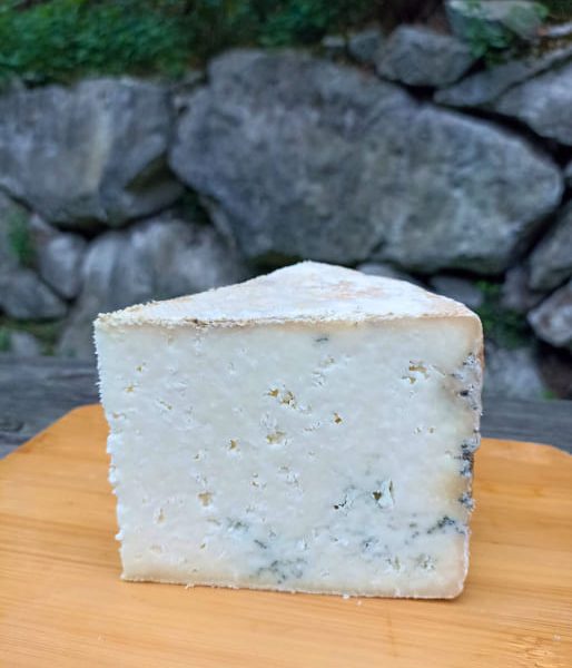 queso azul leche cruda de cabra